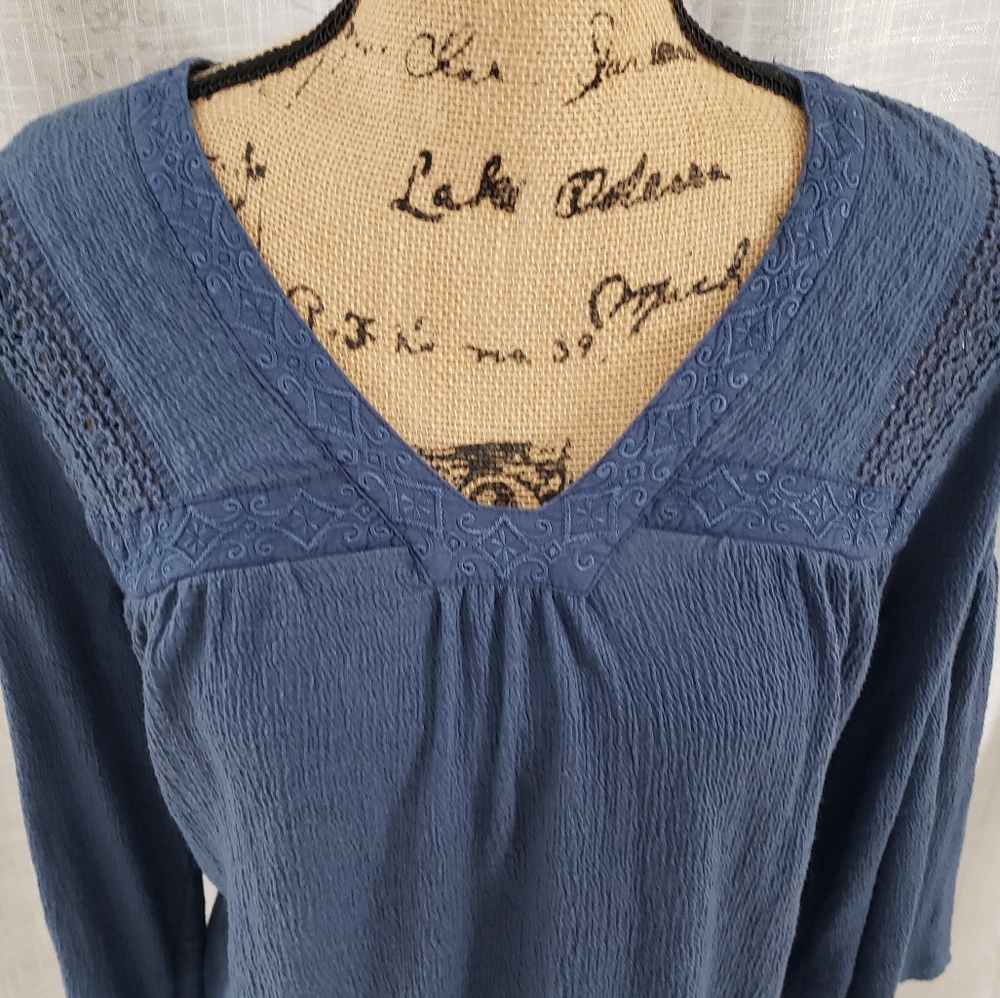 WOMENS PLUS TOP - Picture 2 of 7